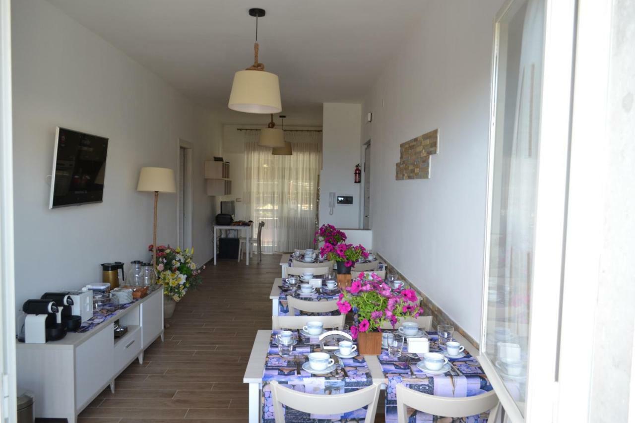B&B Lineablu Formia Extérieur photo